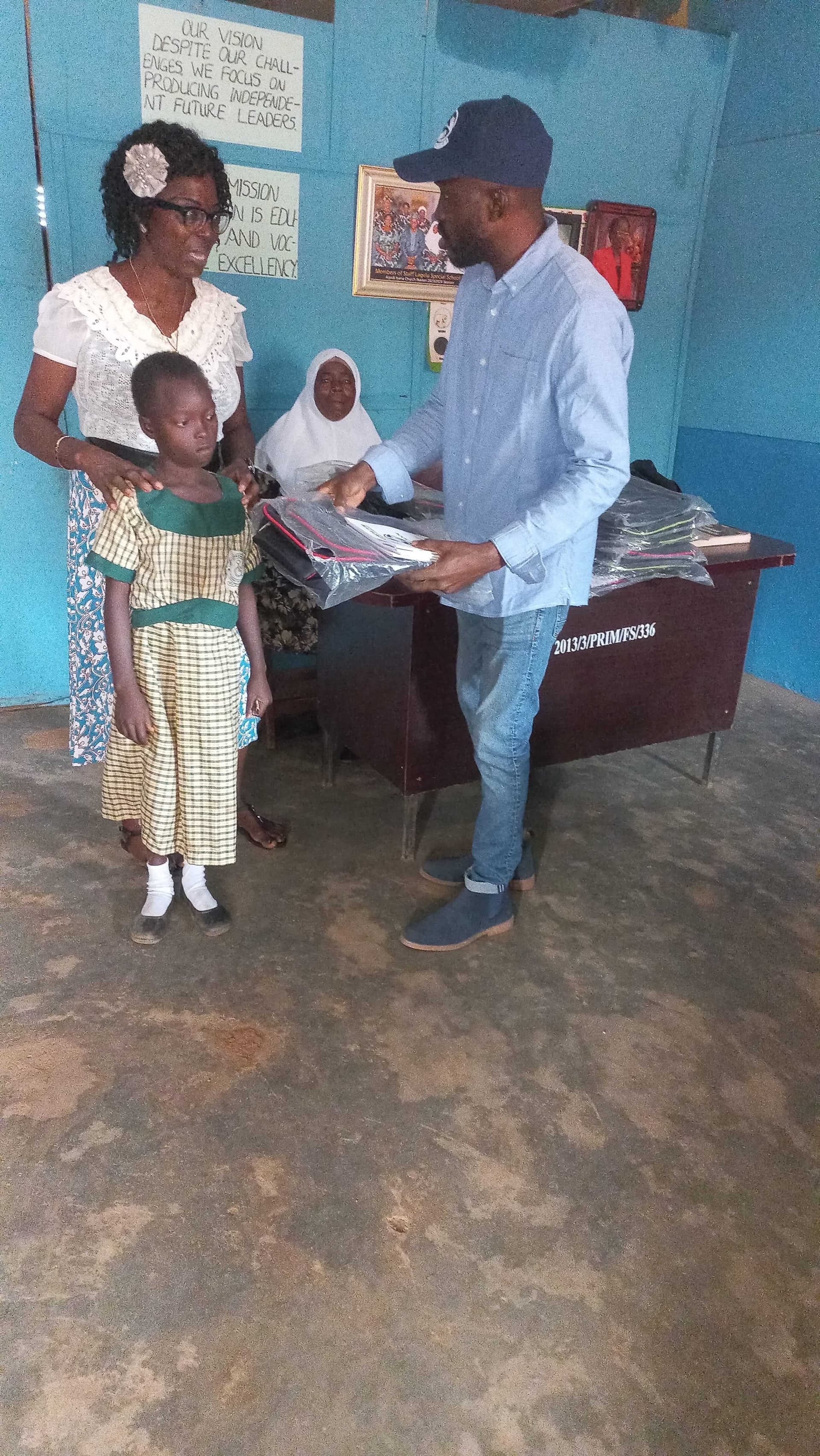 Distribution at Lagelu Special School - Image 22