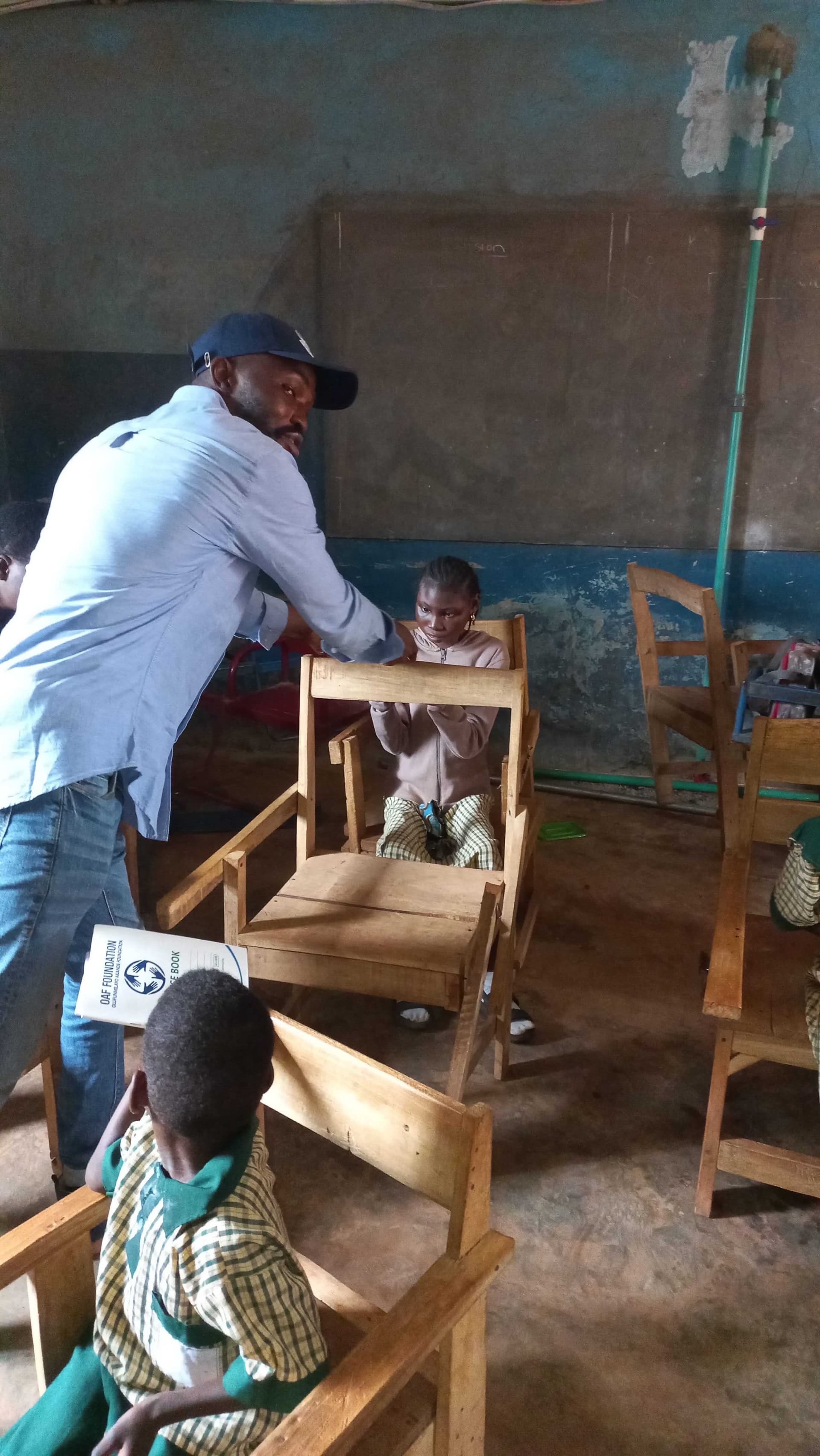 Distribution at Lagelu Special School - Image 27